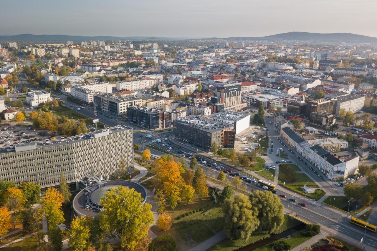 Apartament Ventus Business And Living 44 Kielce Exteriör bild
