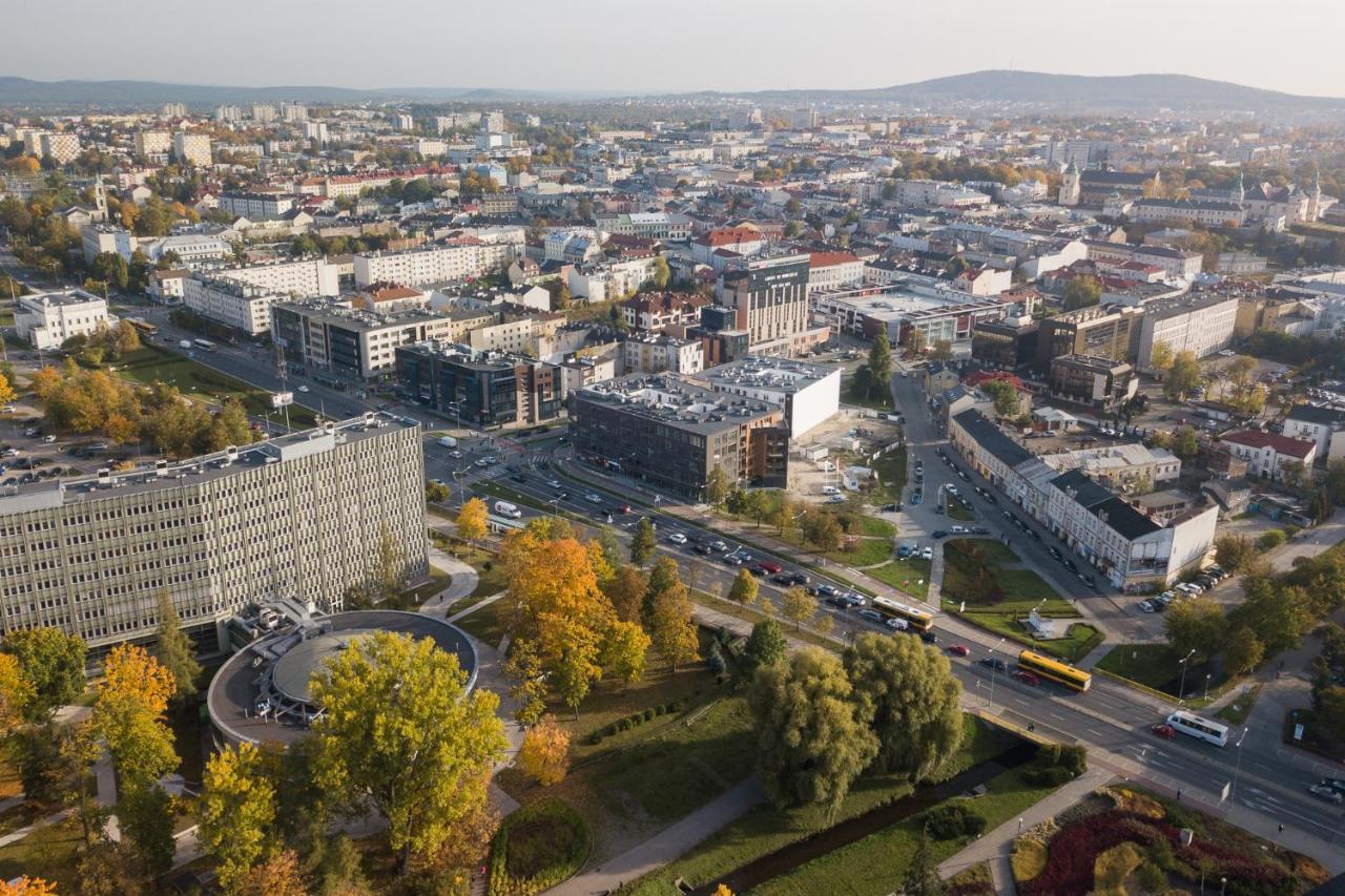 Apartament Ventus Business And Living 44 Kielce Exteriör bild